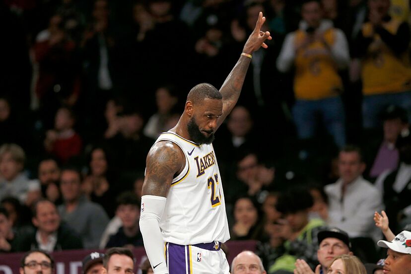 LeBron James teki jälleen uuden henkilökohtaisen ennätyksen NBA:ssa